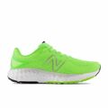 Sapatilhas de Running para Adultos New Balance Fresh Foam Evoz v2 Homem Verde Limão 44.5