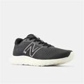 Sapatilhas de Running para Adultos New Balance 520 V8 Blacktop Homem Preto 43