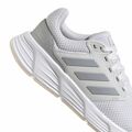 Sapatilhas de Running para Adultos Adidas Galaxy 6 Mulher Branco 36 2/3