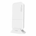 Ponto de Acesso Mikrotik RBwAPR-2nD&R11e-LTE Wap Lte 2.4 Ghz Branco Preto